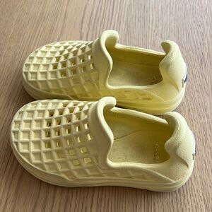 Lusso cloud kids shoes